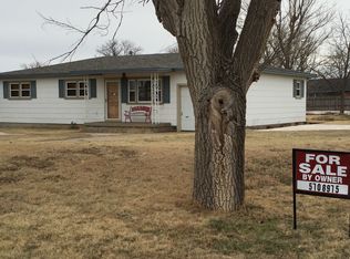 111 Franklin Ave, Panhandle, TX 79068