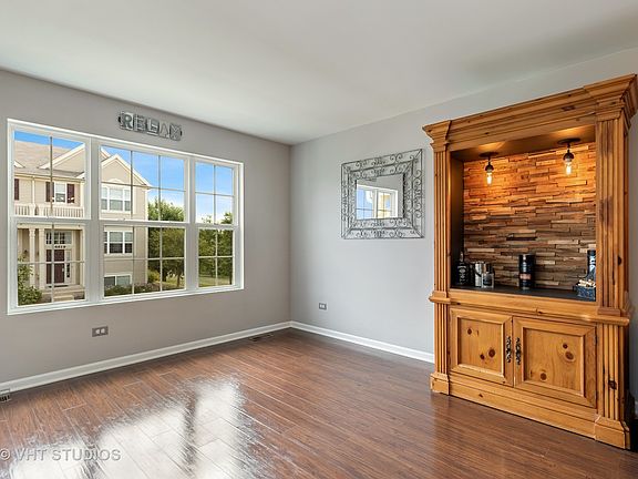 3rd image of 24623 Patriot Square Dr S