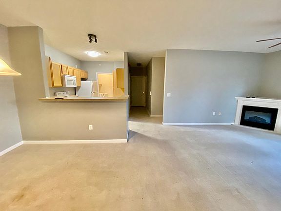 3rd image of 1157 Fairman Way Unit 209