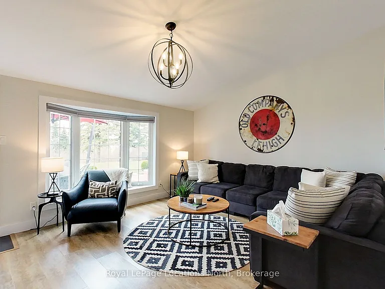 139 Lakeshore Rd E #6 — Photo 18