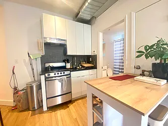 Rented by Nolita Group