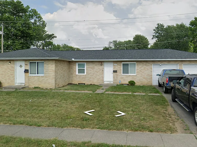 4996-4998 Northtowne Blvd — Photo 1