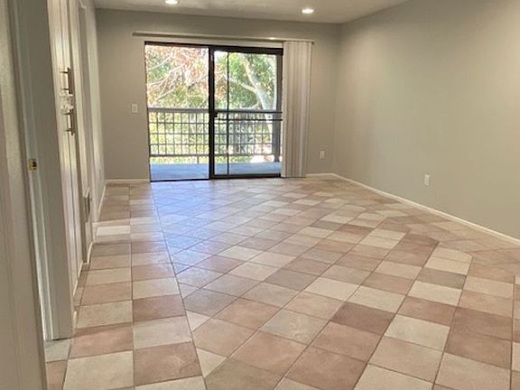 5th image of 4260 3rd Ave APT 107