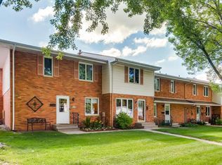 1994 Arkwright St, Saint Paul, MN 55117