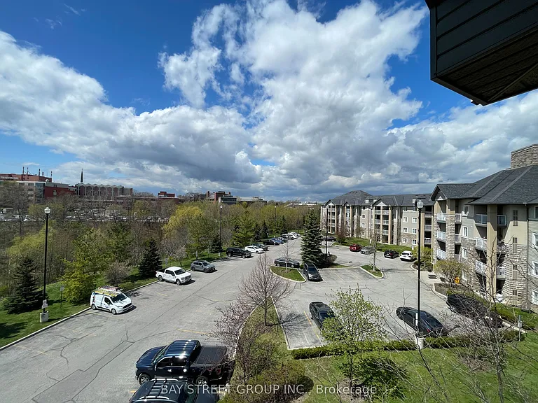 684 Warden Ave #429 — Photo 15