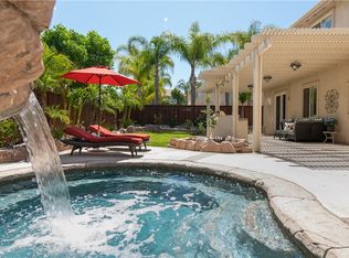 925 Windy Ridge Dr, Corona, CA 92882