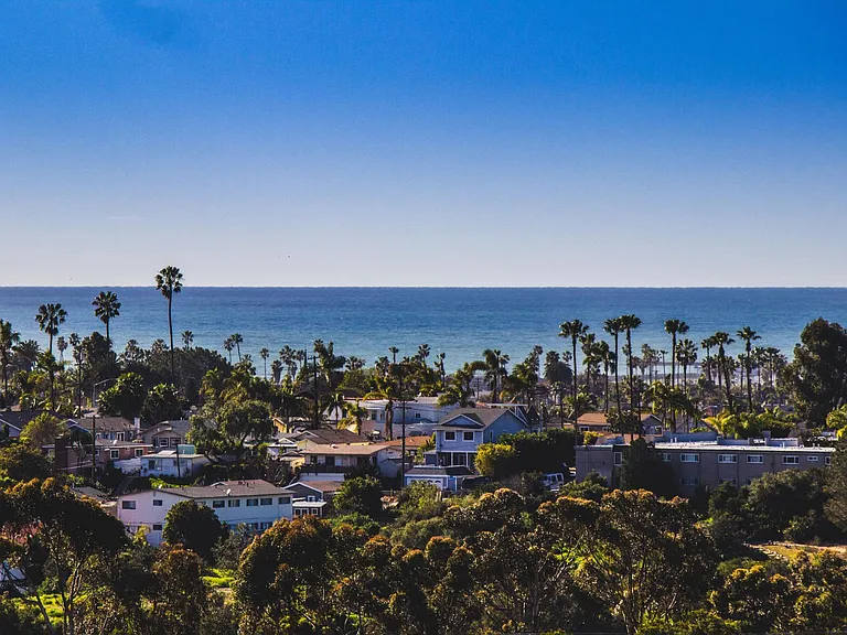 The View at Point Loma — Photo 2