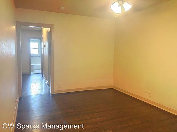 4th image of 2508 Roanoke Ave