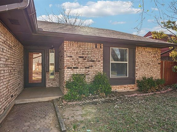 3rd image of 1212 Kings Ct