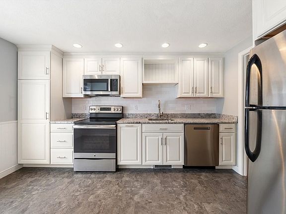 5th image of 34 Spoon Way #34