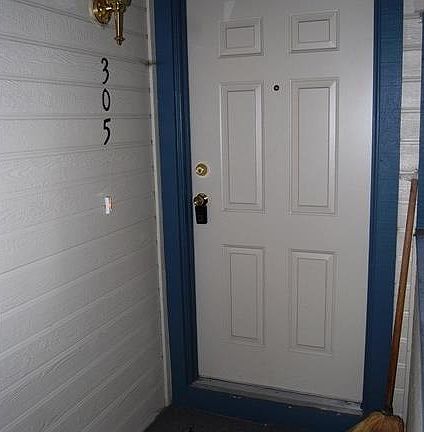 3rd image of 427 S Memphis Way APT 305B