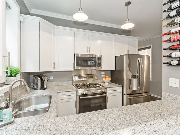 5th image of 870 W. Lill Ave. #1