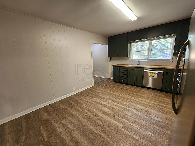 7520 W Markham St — Photo 10