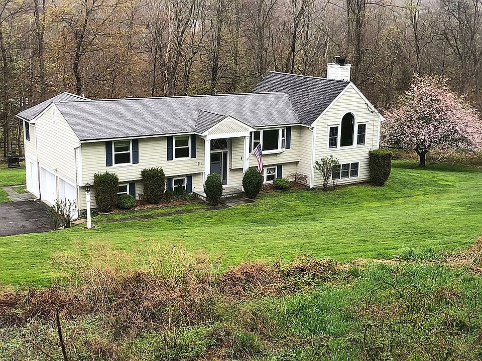 1st image of 611 Birdsall Dr