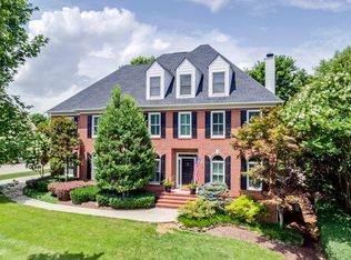 8935 Isherwood Ln, Knoxville, TN 37922