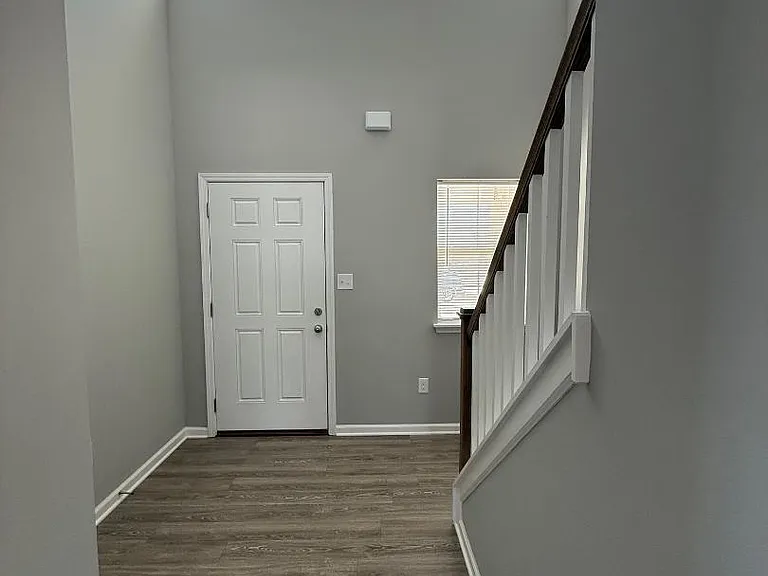 141 Candy Apple Ln — Photo 4