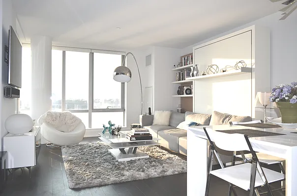 Rented by Enny Property LLC | media 21