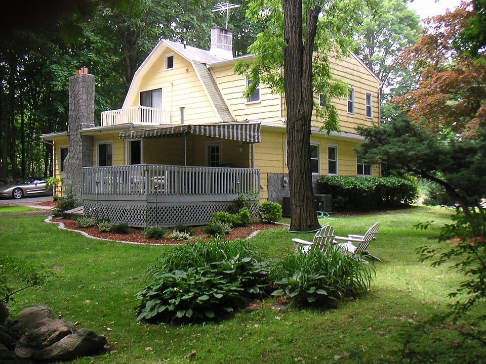 2nd image of 4443 Purchase St