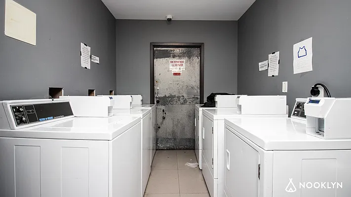 Rented by Nooklyn NYC LLC | media 21