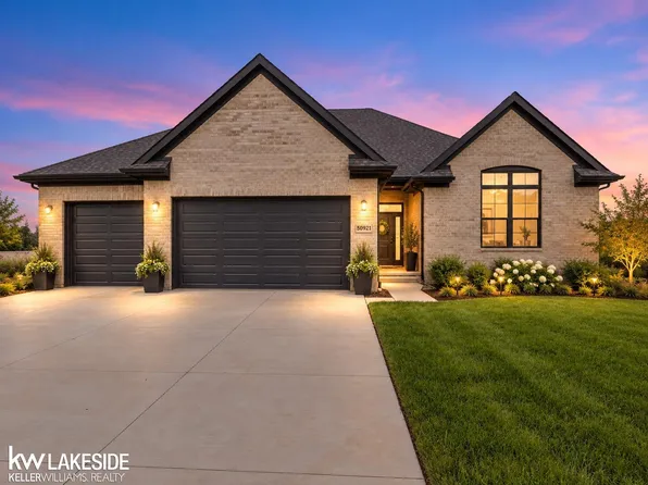 50921 Remar Farms Dr, Macomb, MI 48044