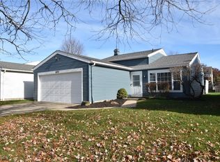 8875 Holly Ln, Olmsted Falls, OH