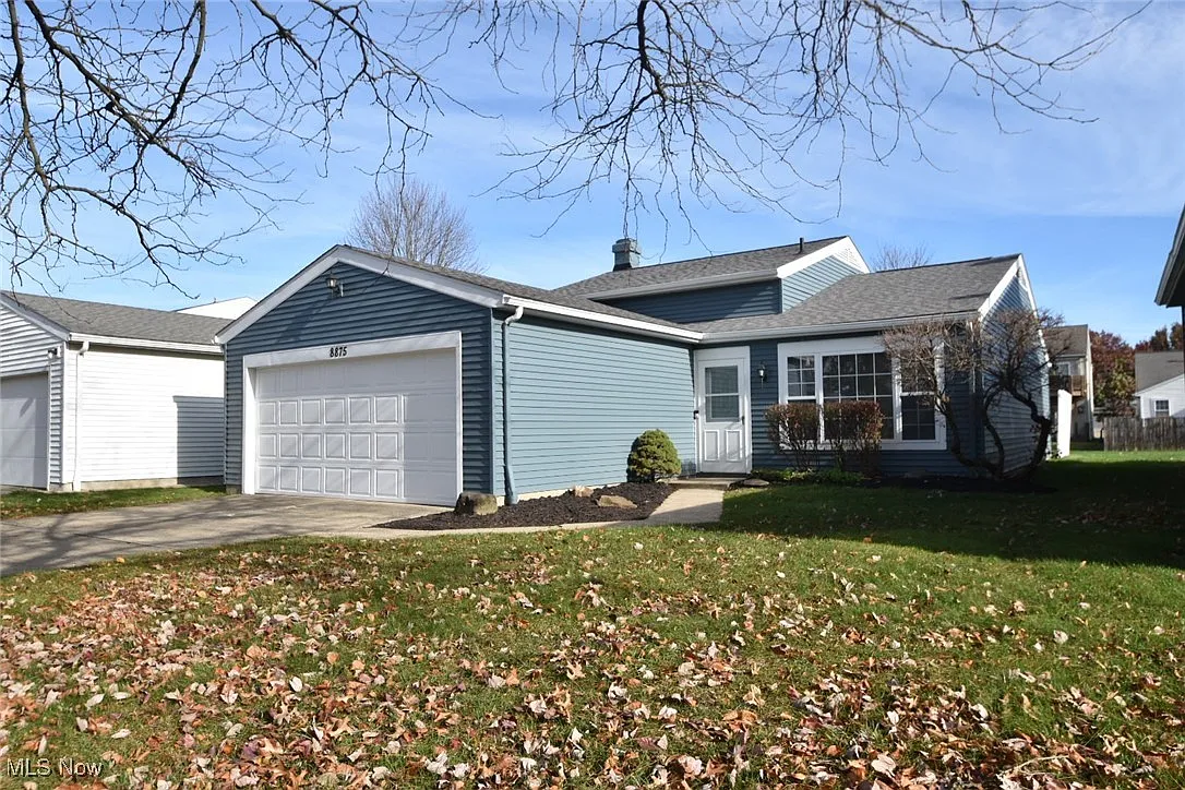 8875 Holly Ln photo 1
