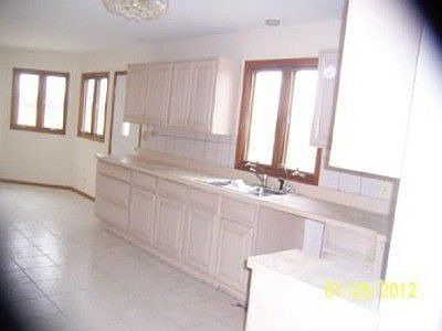 4th image of 4814 Bay View Dr