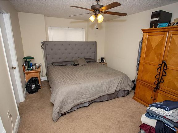 3rd image of 10028 Strafford Oak Ct APT 718