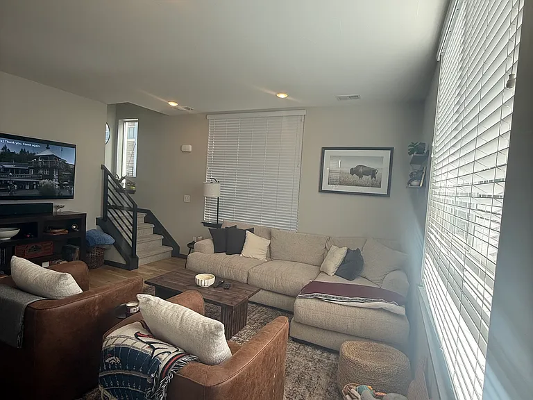 1270 Perry St #6 — Photo 3
