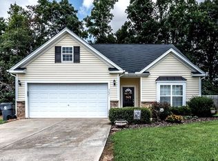 5021 Shearwater Dr, Snow Camp, NC 27349