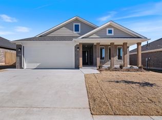 304 Pergola St, Yukon, OK 73099