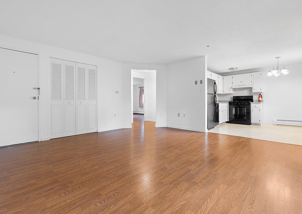 1st image of 50 Farrwood Ave APT 9