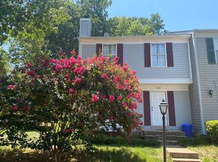 14801 Lynhodge Ct, Centreville, VA 20120