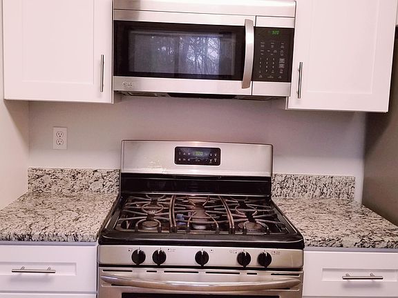 New kitchen counters And cupboards