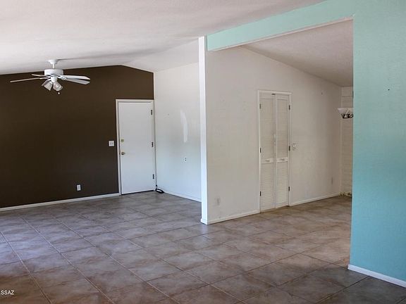 Great Room to Dining Area
