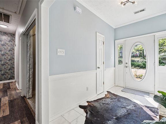 4th image of 7412 Shoreline Dr