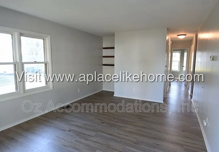 3310 Iroquois Ln — Photo 7