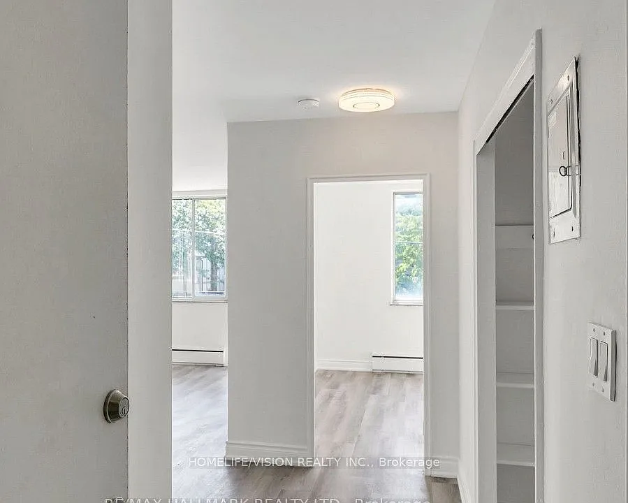 18 Kenrae Rd #12