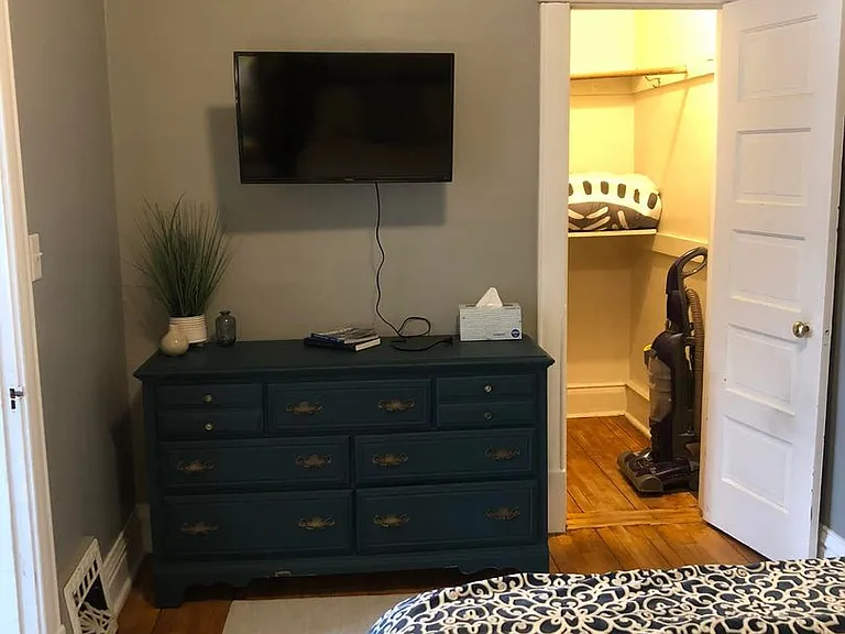 2821 Wicklow St — Photo 7