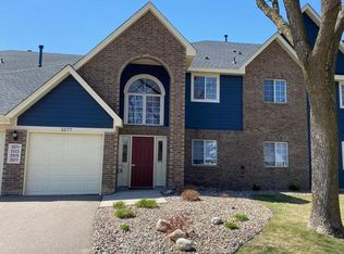 2575 Heritage Dr, Mendota Heights, MN 55120