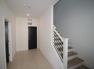 2857 E Tamarind Dr #2857, Fresno, CA 93730
