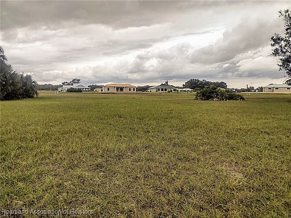 4th image of 408 Mirador Dr