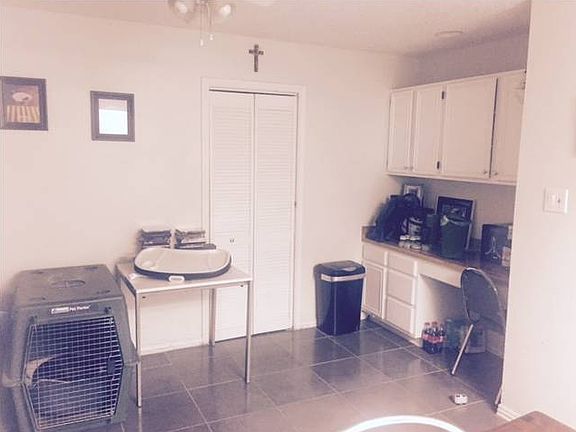 5th image of 3211 Sackville Dr