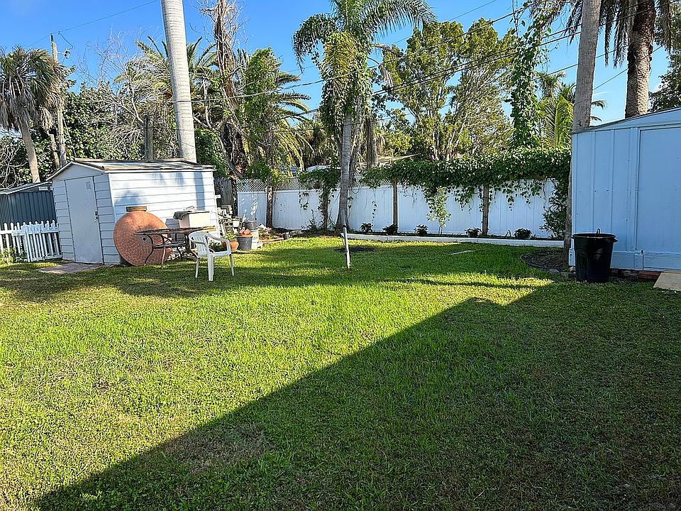 2nd image of 16897 Windcrest Dr