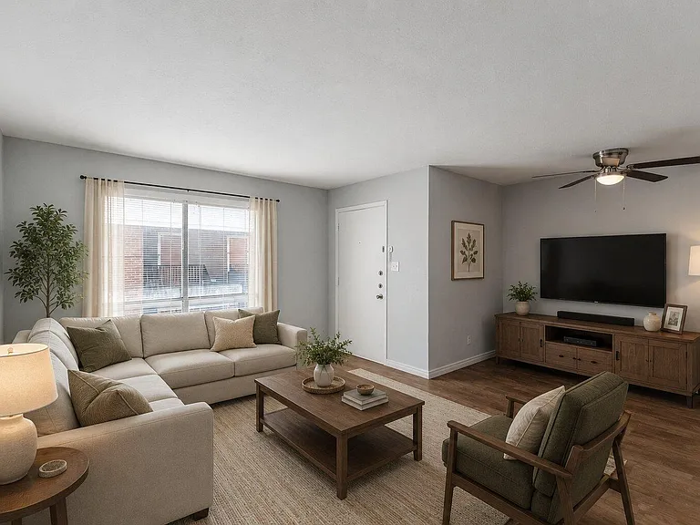 100 Uhland Rd #2 — Photo 1
