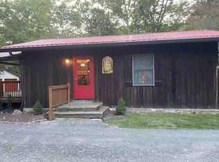 1832 Orchard Rd, Evansville, IN 47720