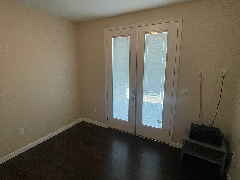 8500 Imola Ct — Photo 35