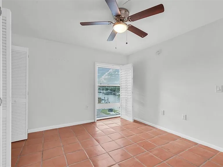4900 38th Way S #302 — Photo 26
