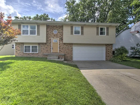 1155 Veech Ln, Decatur, IL 62521