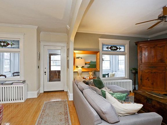 3rd image of 3404 Bryant Ave S